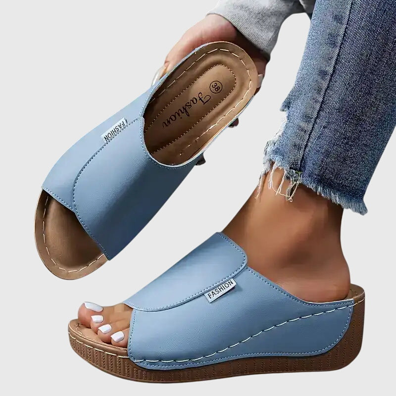 Bríd | Sandalias de Paseo Clásicas y Cómodas