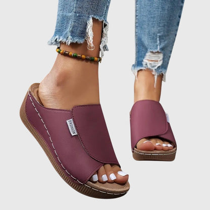 Bríd | Sandalias de Paseo Clásicas y Cómodas