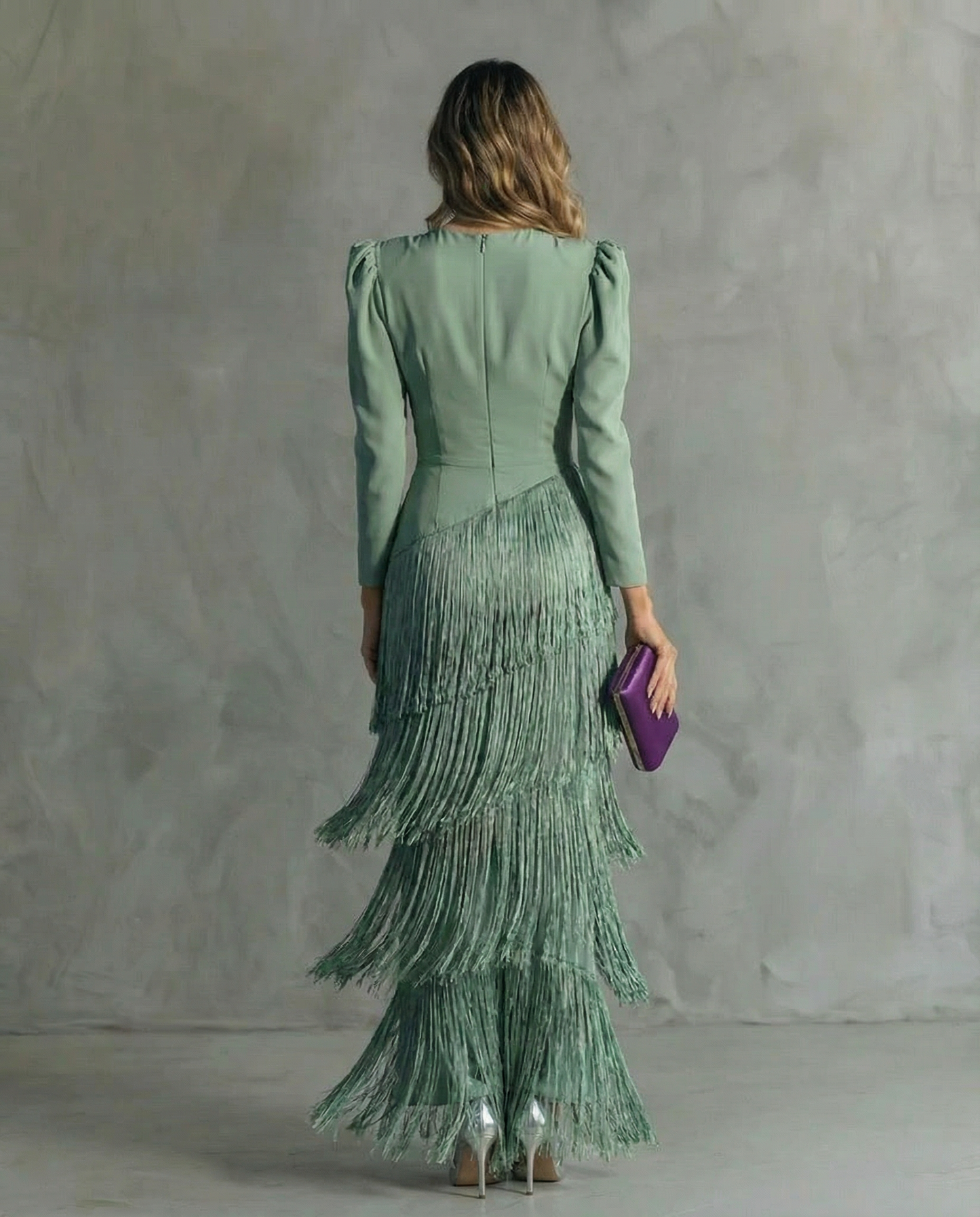 Clara™ | Vestido midi elegante con mangas con flecos